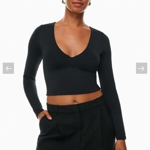 Aritzia Black Long Sleeve Crop Top